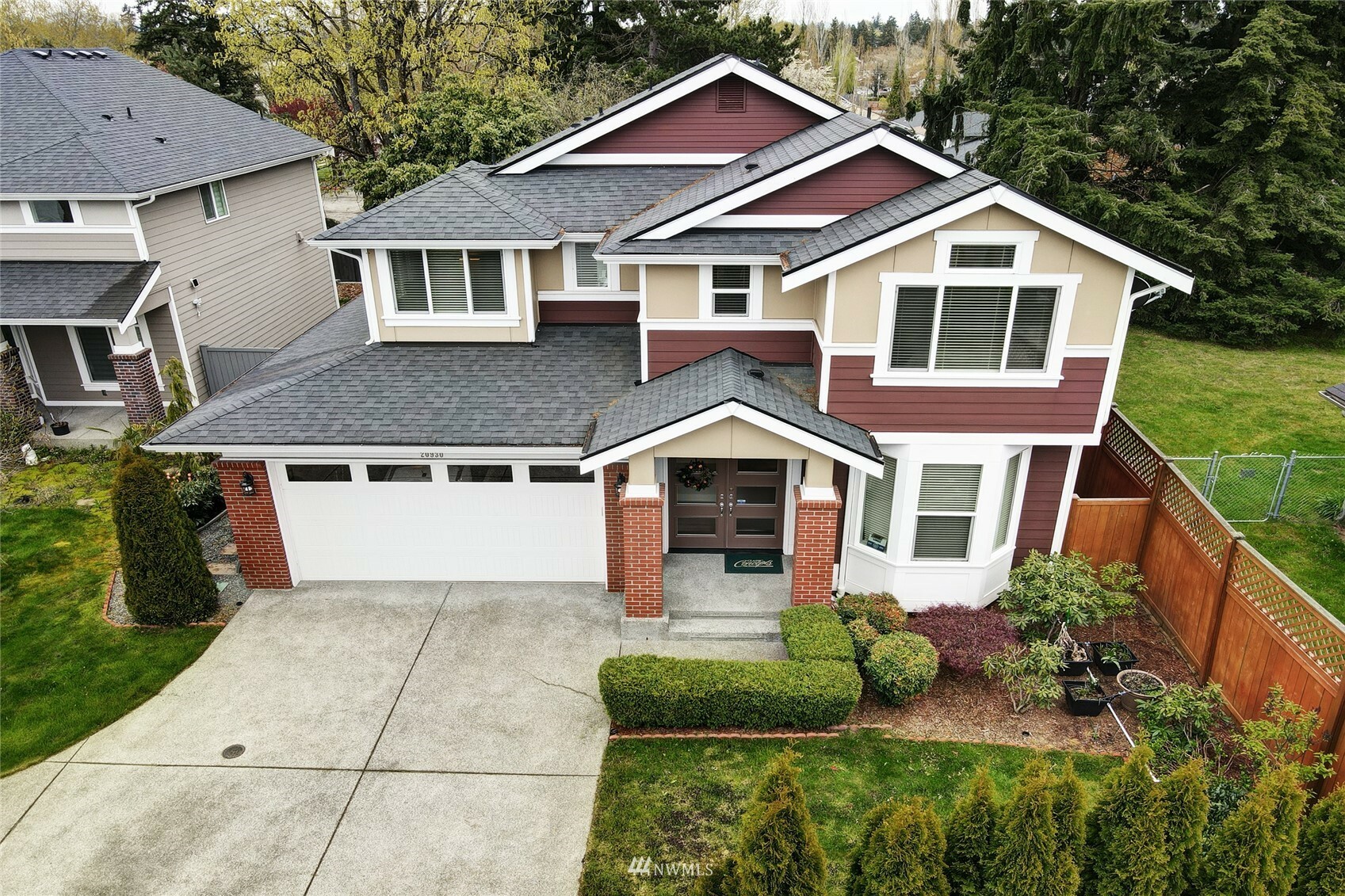 Property Photo: 20930 104th Place SE WA 98031