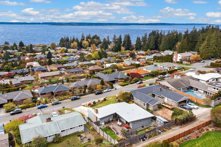 Property Photo: 12730 9th Avenue NW WA 98177