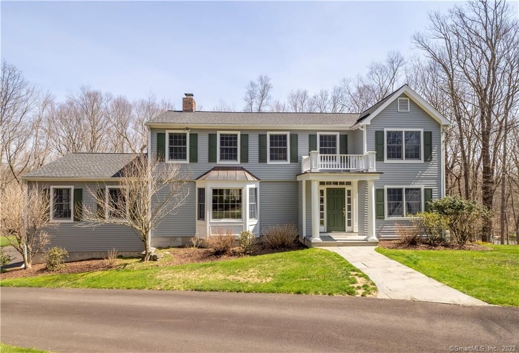 Property Photo:  34 Blueberry Hill Place  CT 06897 