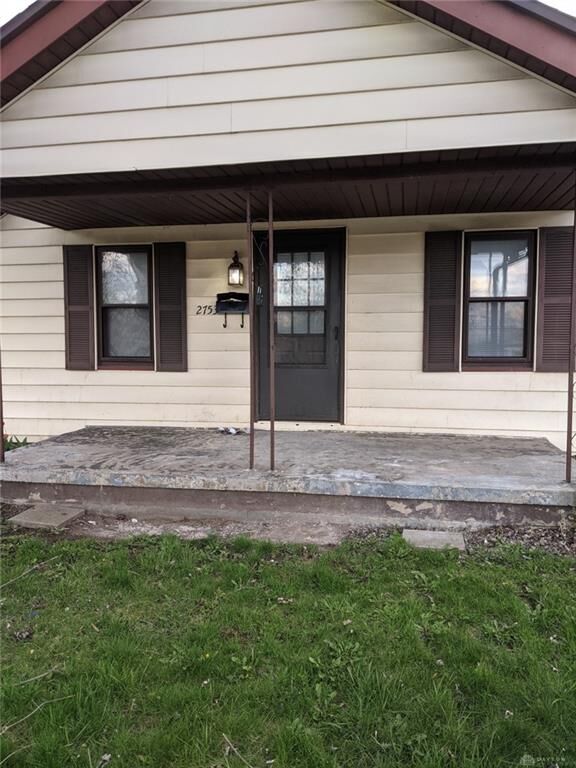 Property Photo: 2753 Gladstone Street OH 45439
