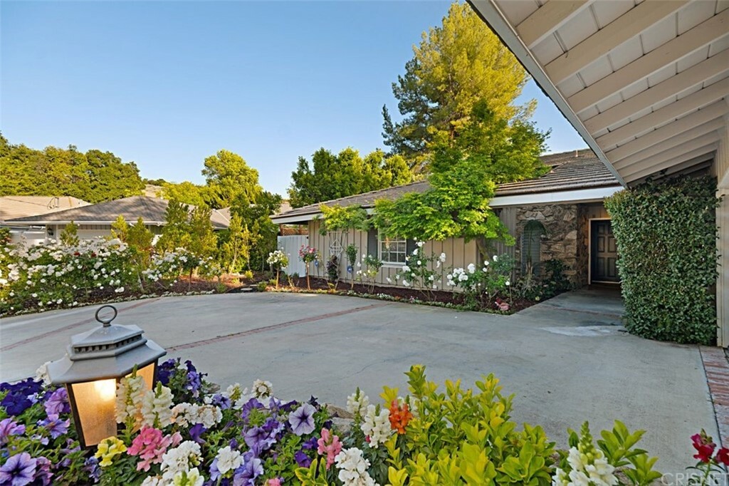22410 Kearny Street  Calabasas CA 91302 photo