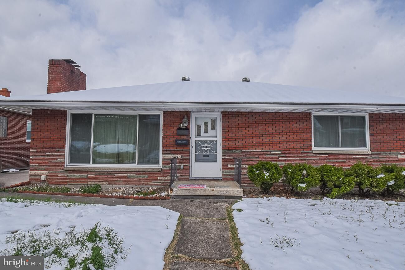 Property Photo:  635 Hill Top Drive  MD 21502 