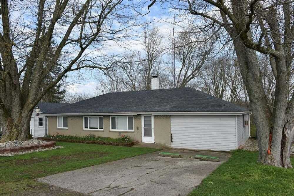 Property Photo:  1782 Abington Pike  IN 47374 