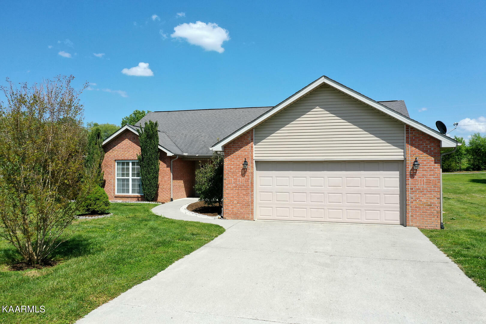 Property Photo:  121 Trey Lee Way  TN 37801 