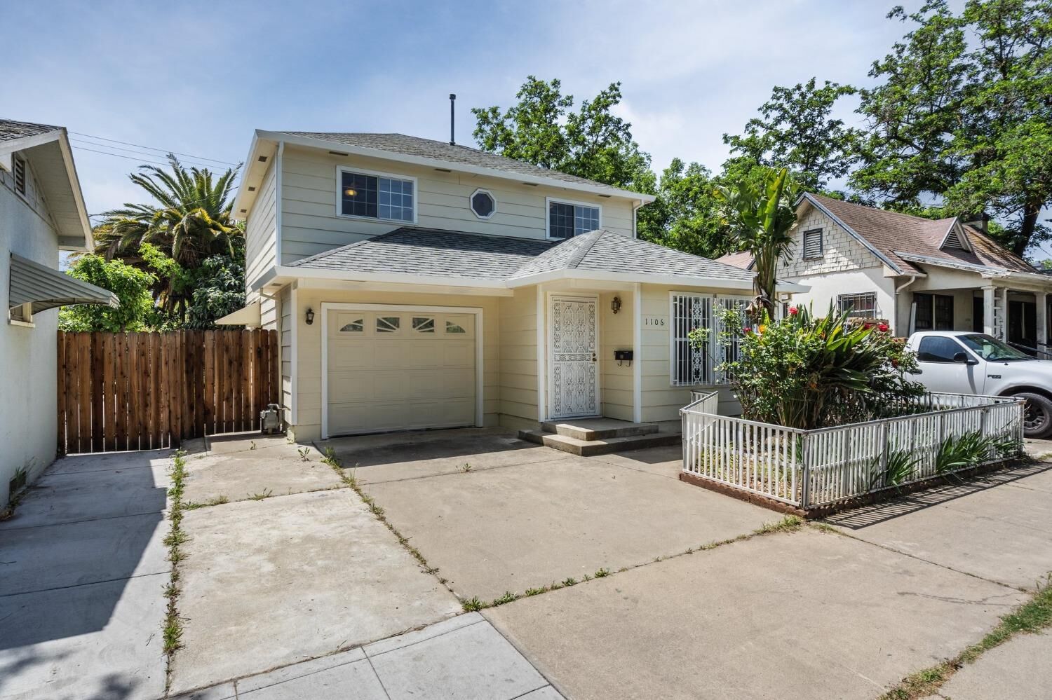 Property Photo:  1106 X Street  CA 95818 