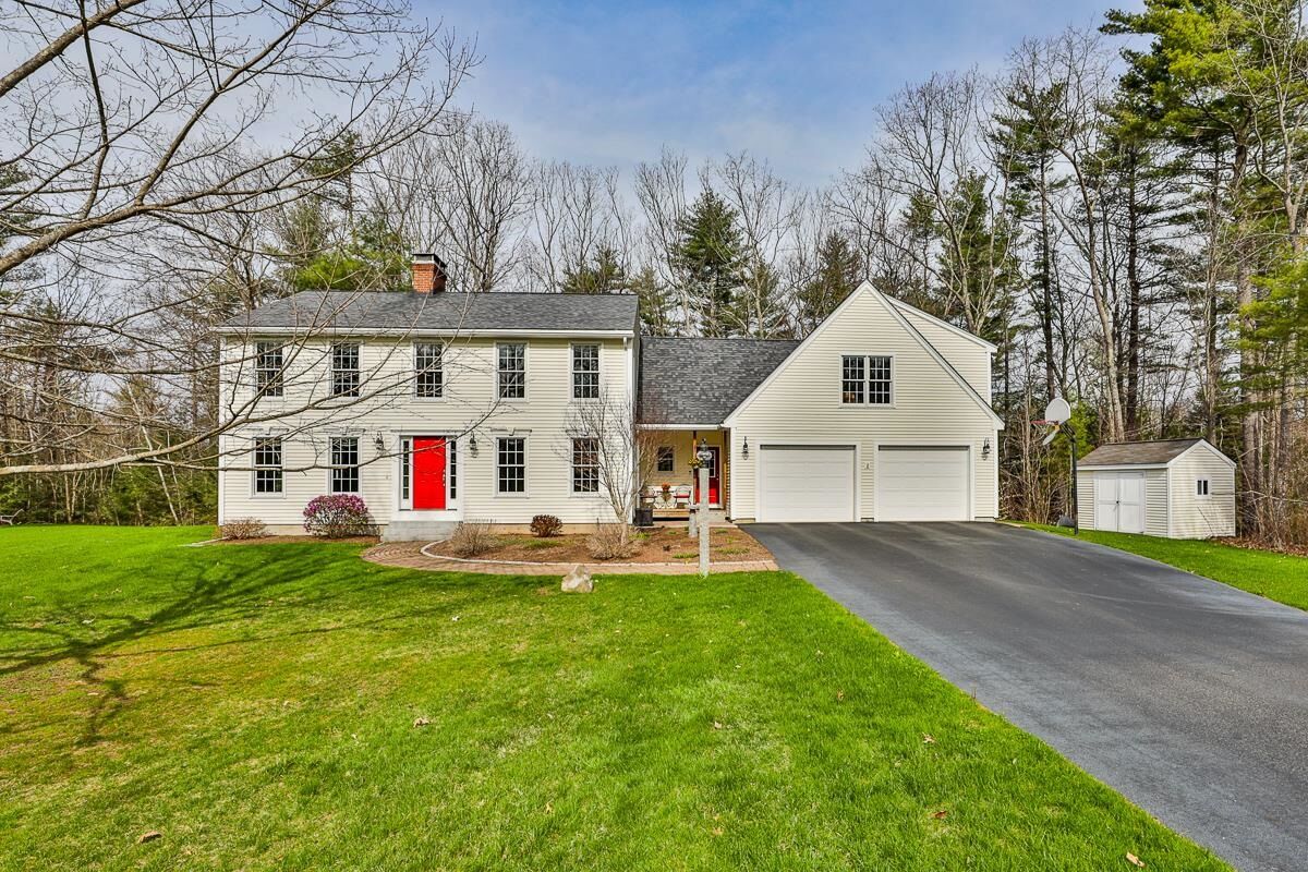 Property Photo:  47 Sagharbor Drive  NH 03032 