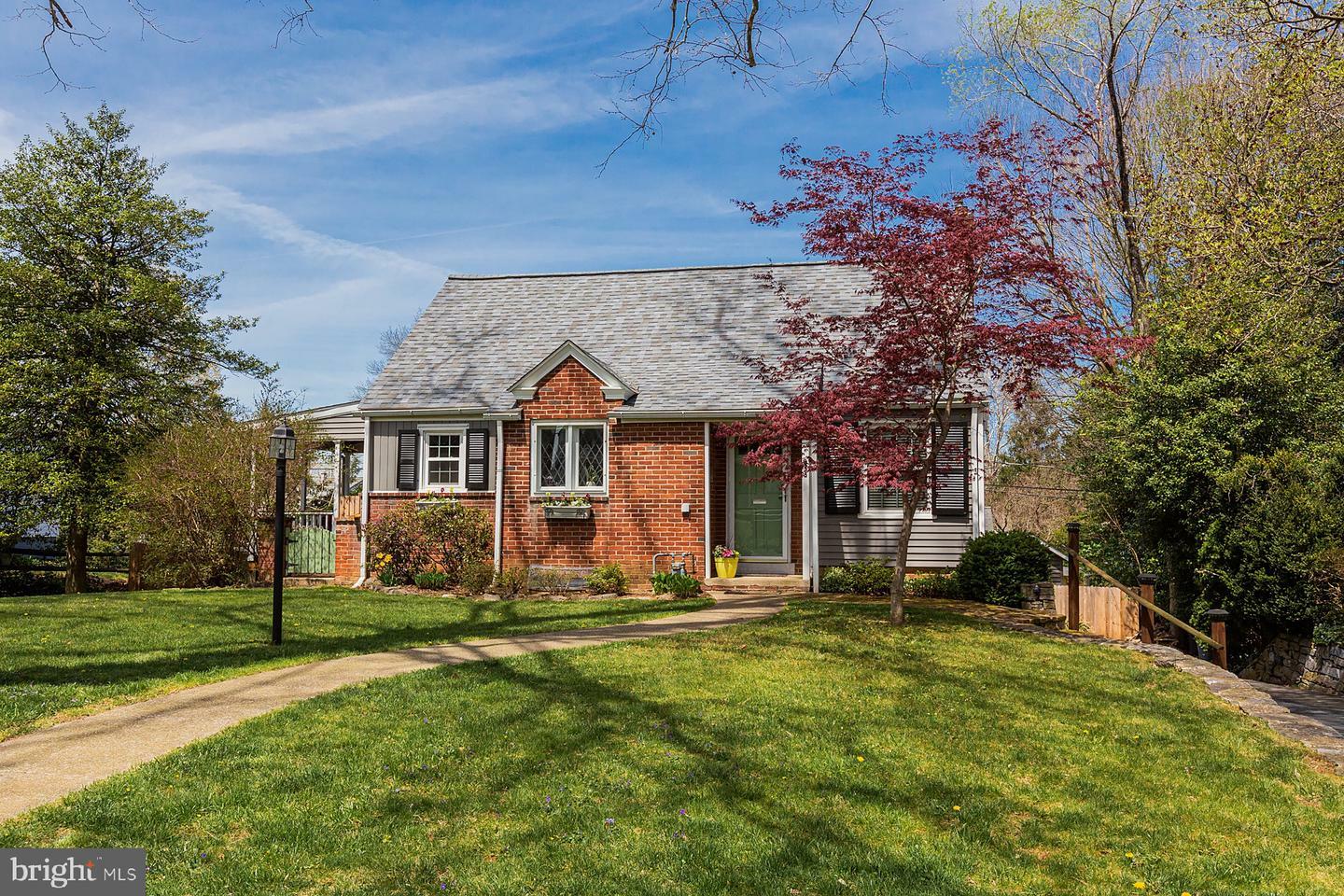 Property Photo:  955 Edgemoor Court  PA 17601 