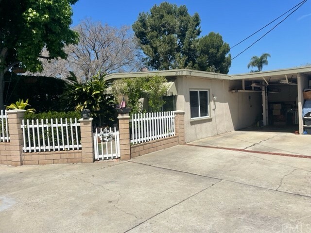 Property Photo:  25315 Oak Street  CA 90717 