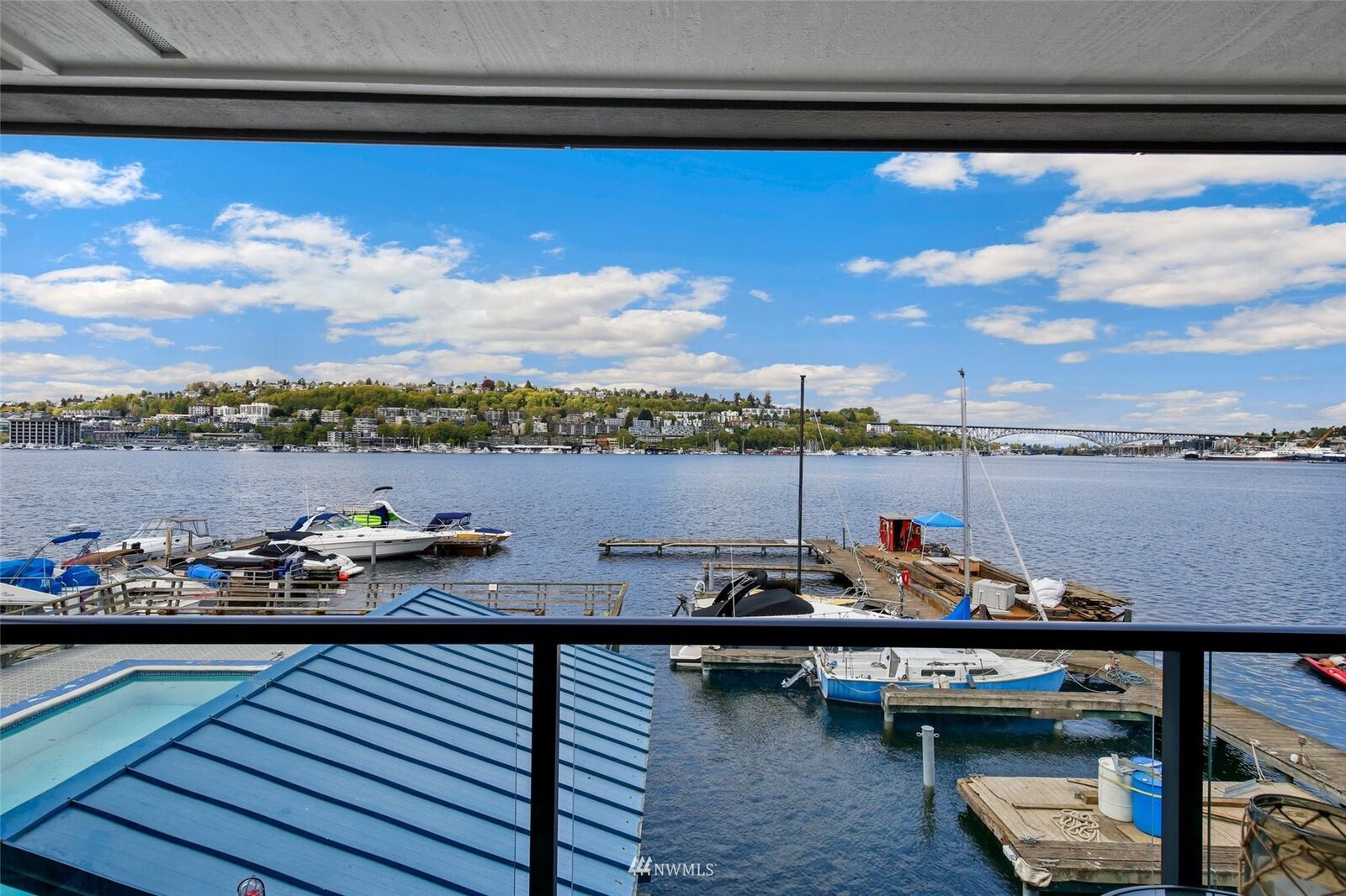 Property Photo: 2301 Fairview Avenue E 112 WA 98102