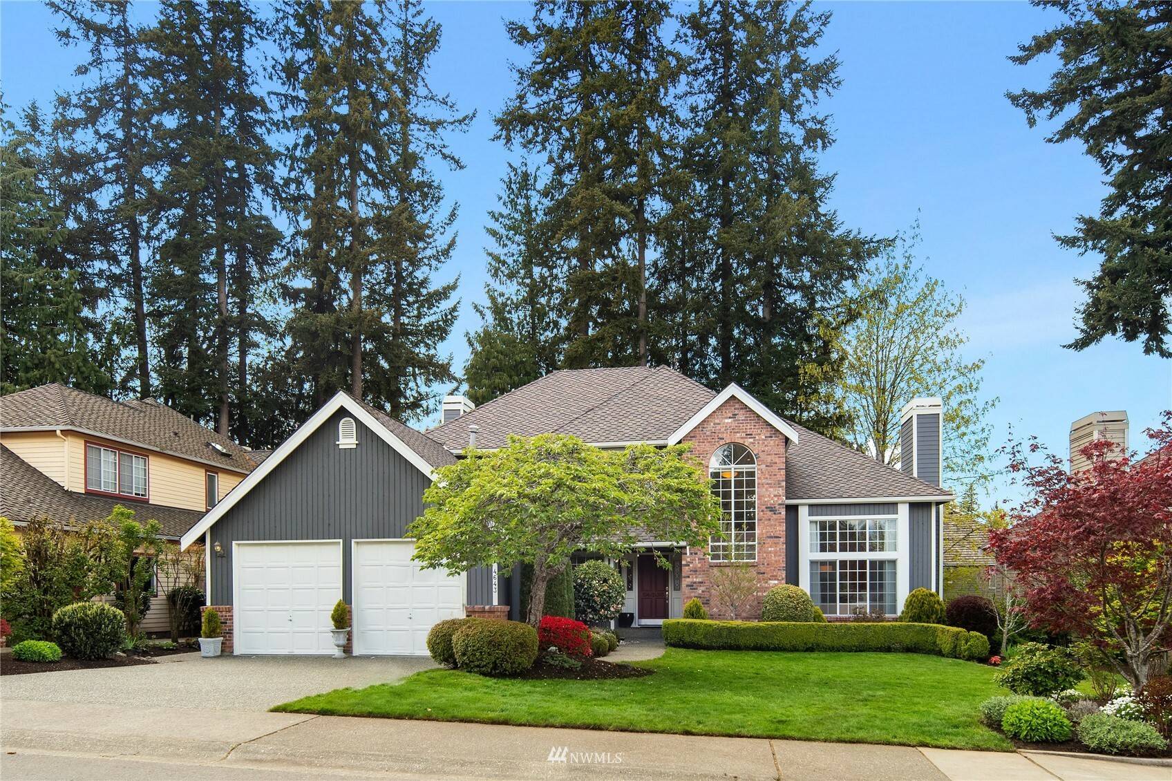 Property Photo: 4643 244th Place SE WA 98029