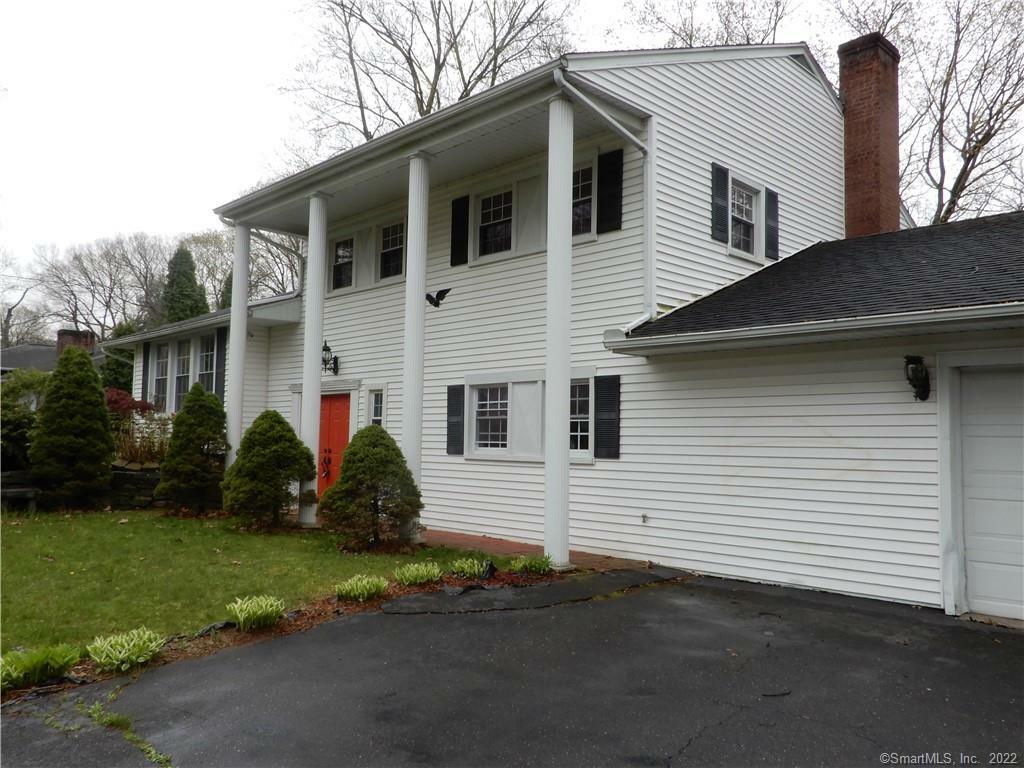 Property Photo:  31 Mayflower Lane  CT 06450 