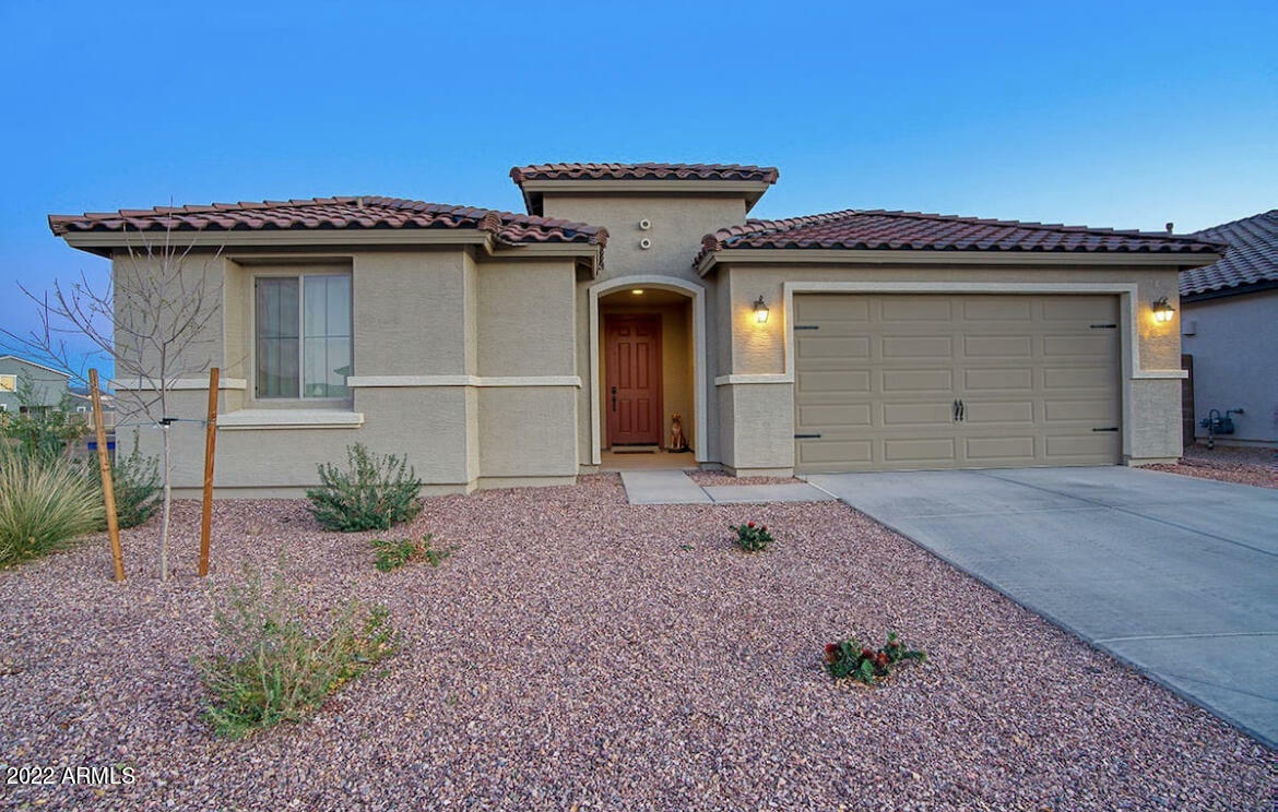 Property Photo: 20121 W Lilac Street AZ 85326