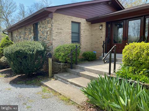 Property Photo: 16287 Woodgrove Road VA 20141