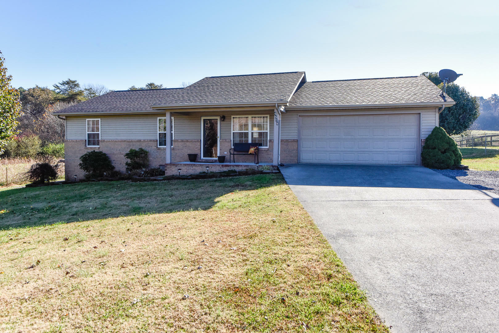 Property Photo: 4574 Nails Creek Rd TN 37853