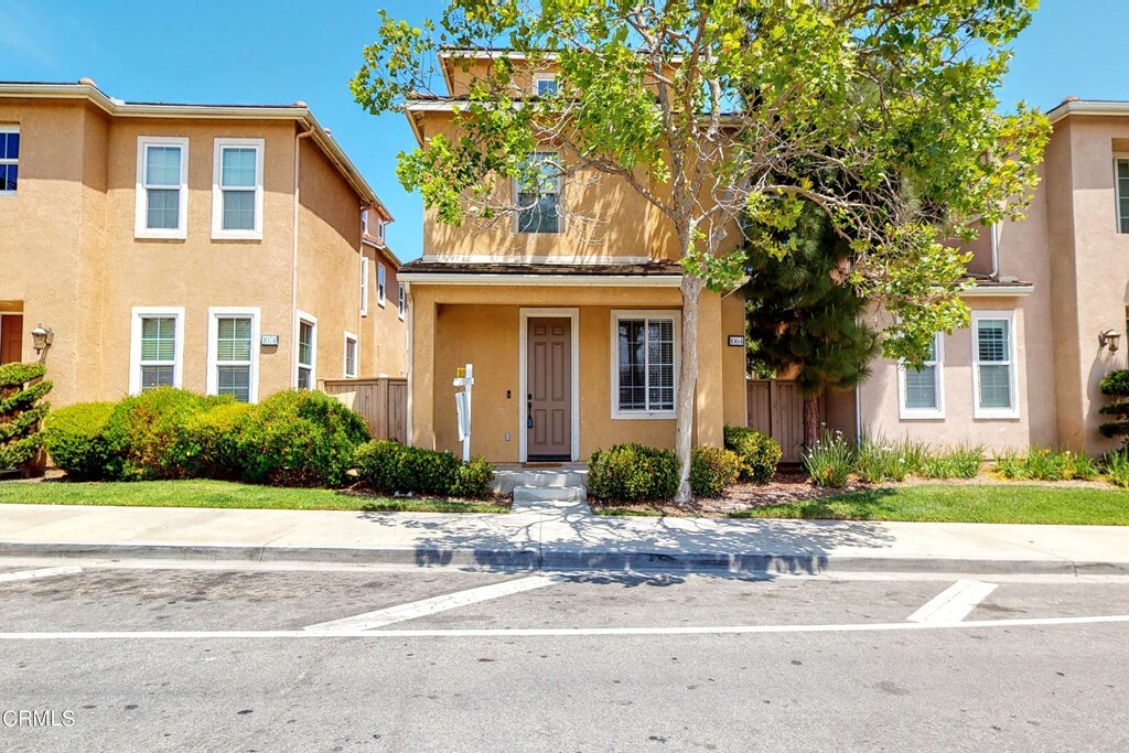 Property Photo: 1064 N A Street CA 93030