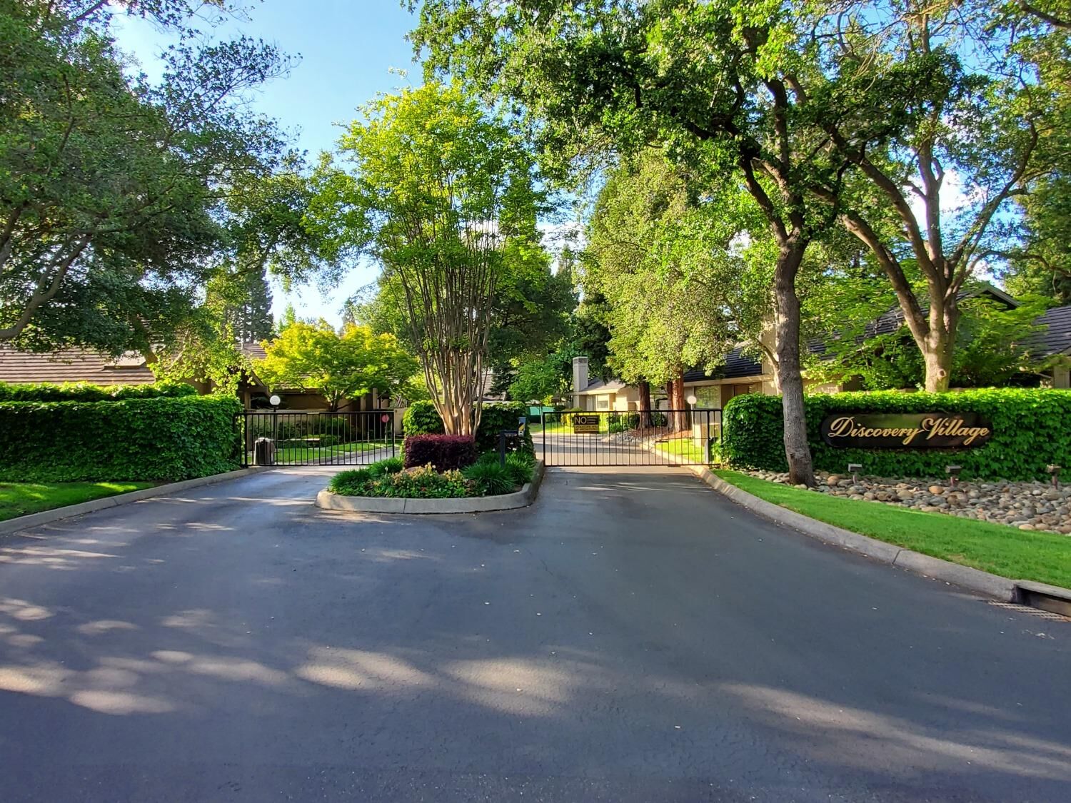 Property Photo:  1828 Discovery Village Lane  CA 95670 