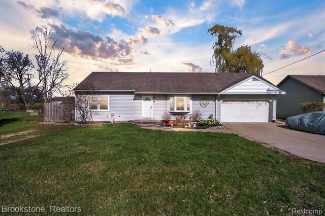 Property Photo:  47540 Hennings Street  MI 48047 