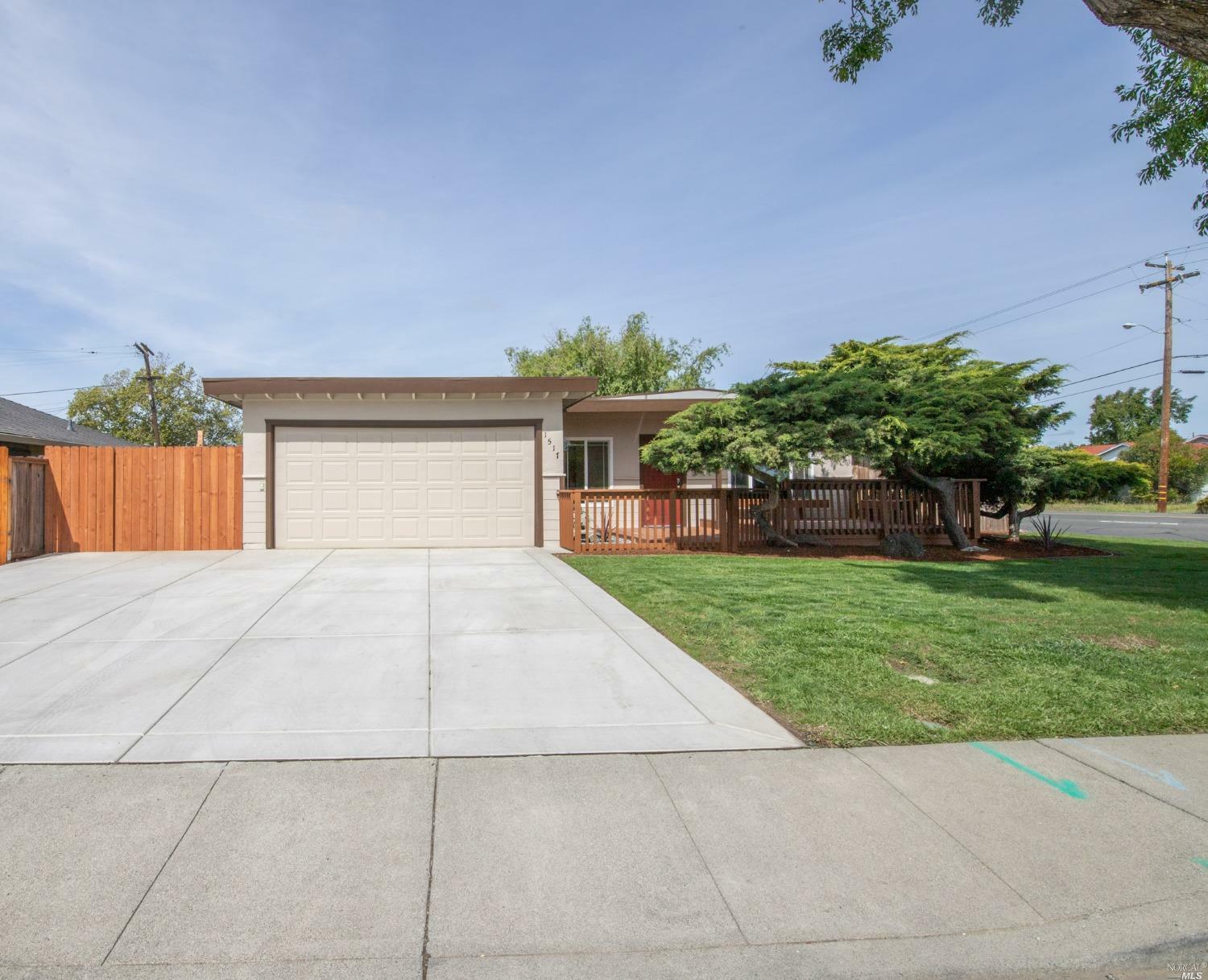 Property Photo:  1517 Garfield Street  CA 94533 