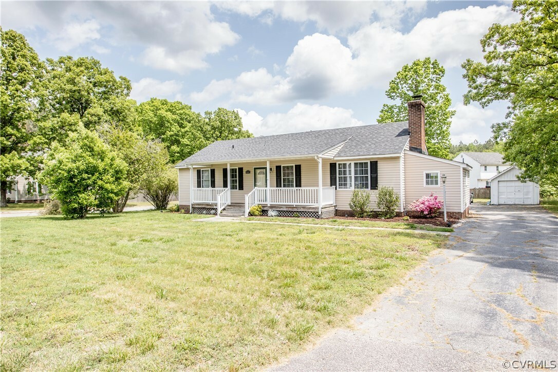 Property Photo:  20101 Halloway Avenue  VA 23803 