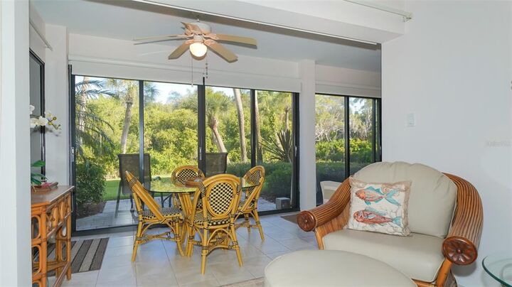 Property Photo: 225 Hourglass Way 104 FL 34242