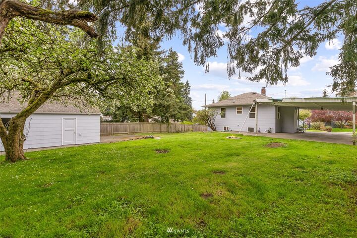 Property Photo: 11212 Occidental Avenue S WA 98168