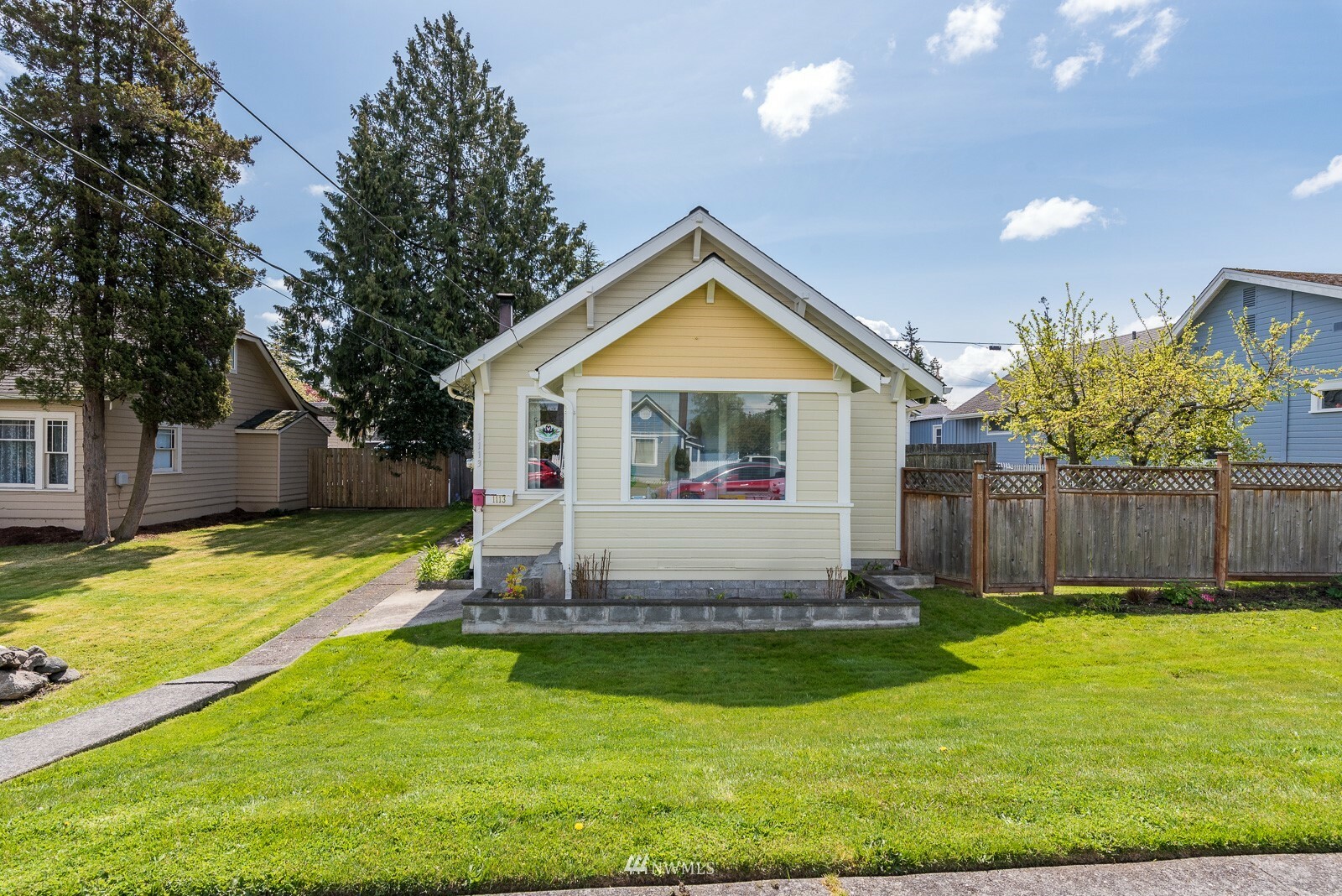 Property Photo:  1113 16th Street  WA 98221 