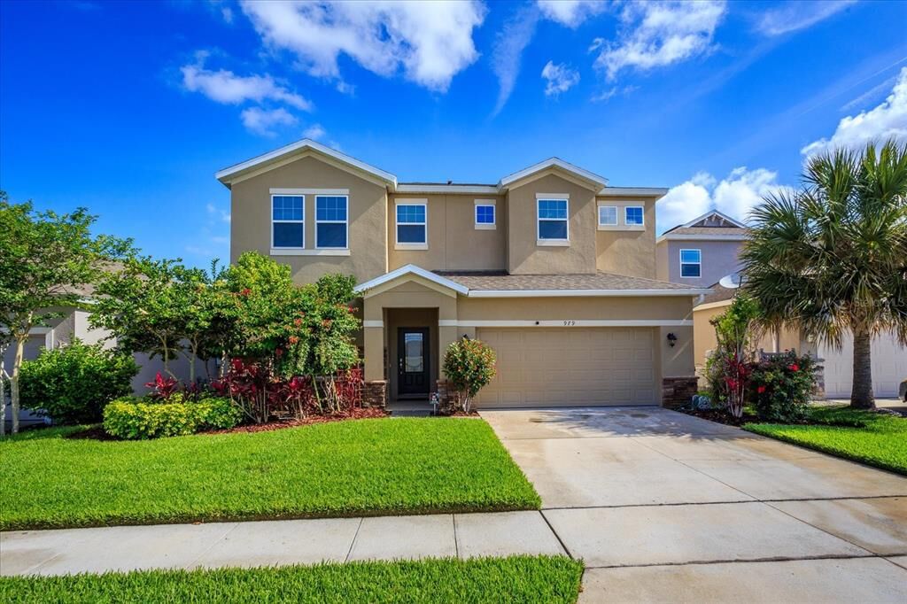 Property Photo:  979 Berry Leaf Court  FL 32703 