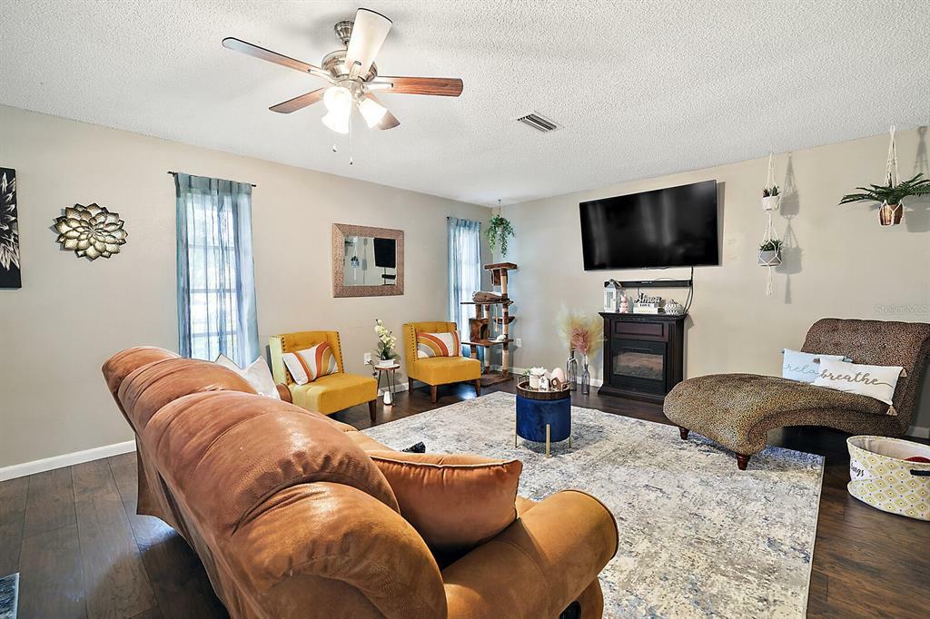 Property Photo:  465 Spring Lane  FL 34472 