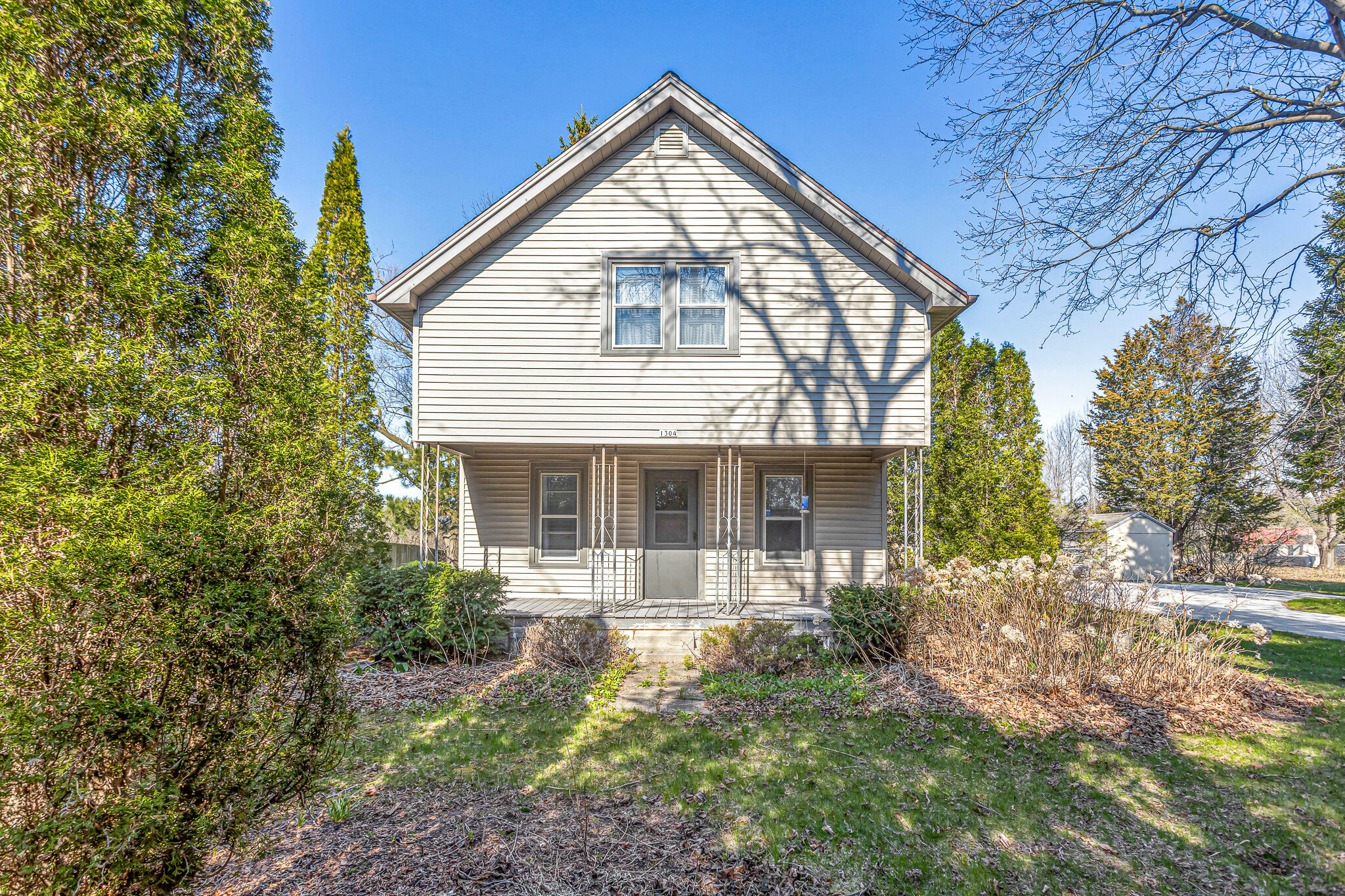 Property Photo: 1304 N 36th St WI 53081