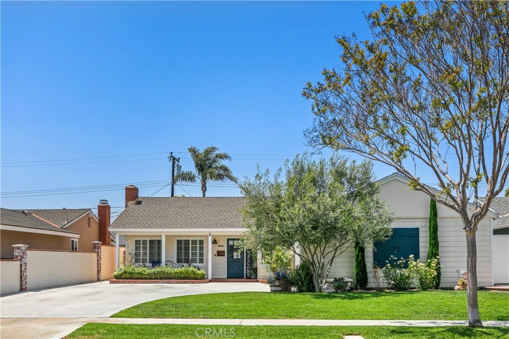 Property Photo: 15921 Willett Lane CA 92647