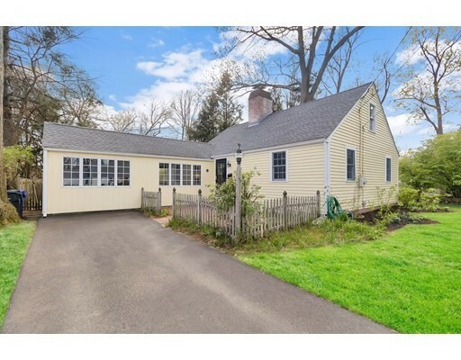 Property Photo: 15 Maxwell Pl MA 01118