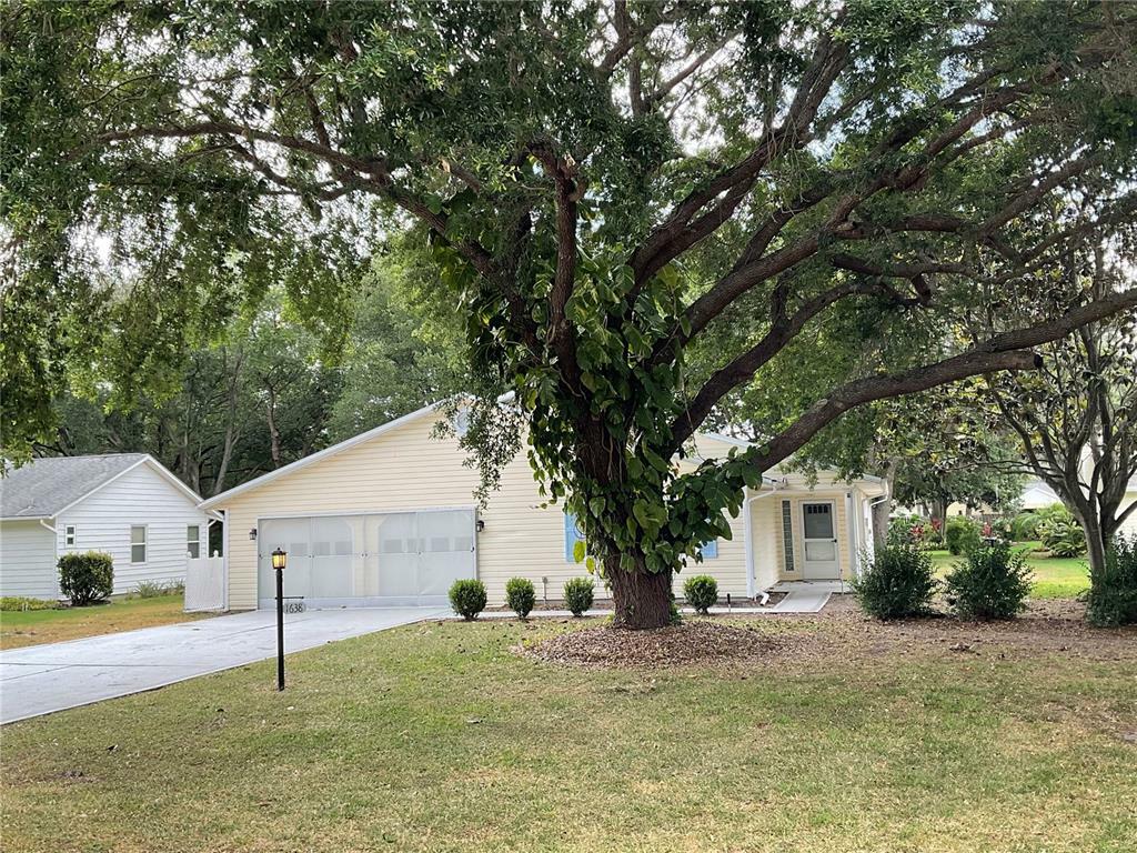 Property Photo:  1638 New Abbey Avenue  FL 34788 