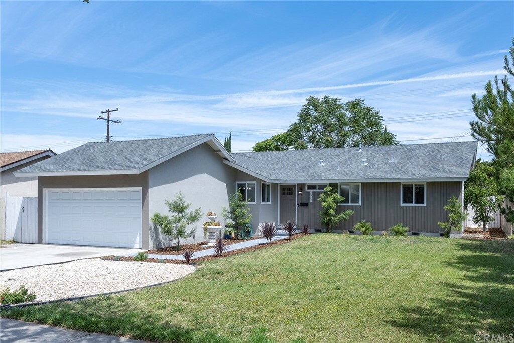 Property Photo:  1413 W Gage Avenue  CA 92833 