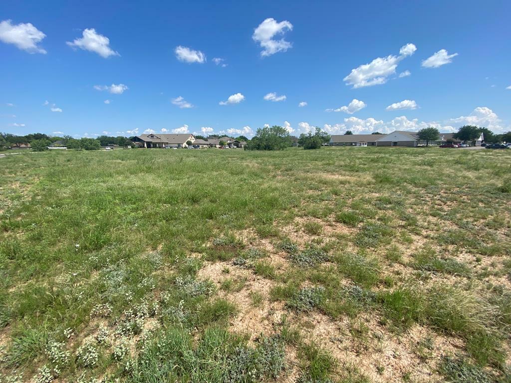 Property Photo:  5425 Knickerbocker Rd  TX 76904 