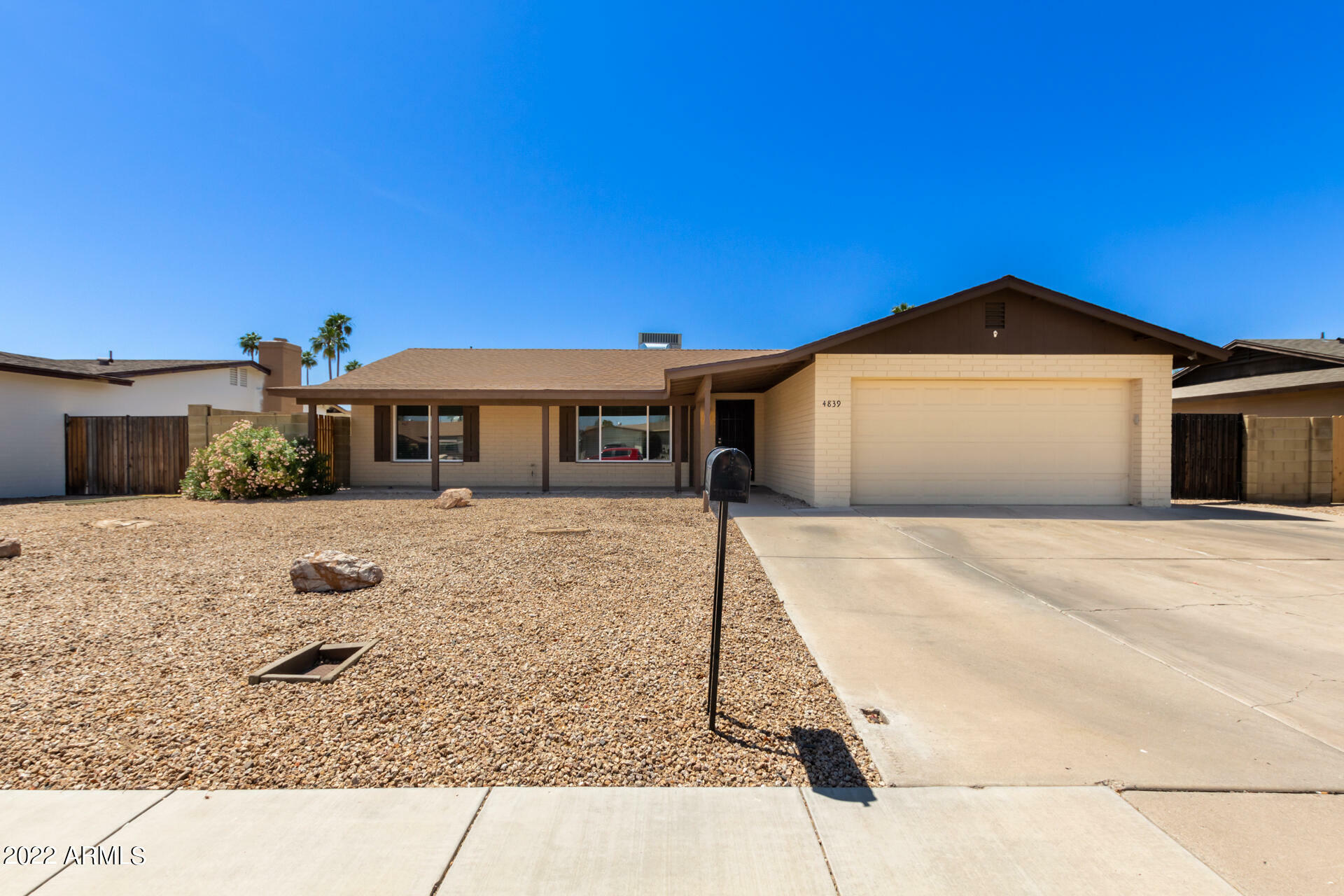 Property Photo:  4839 W Desert Cove Avenue  AZ 85304 