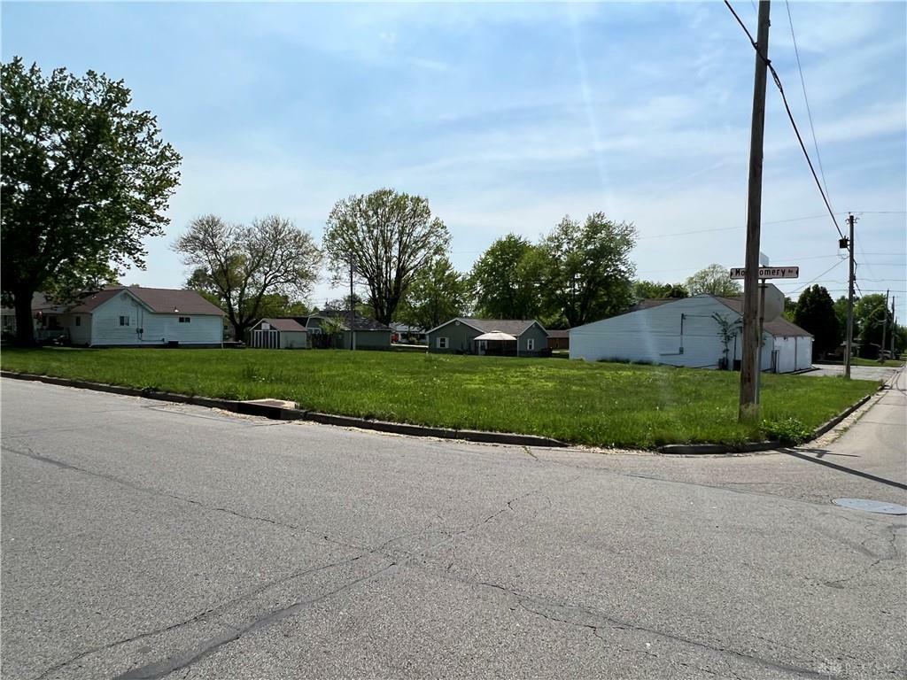 1807 Montgomery Avenue  Fairborn OH 45324 photo