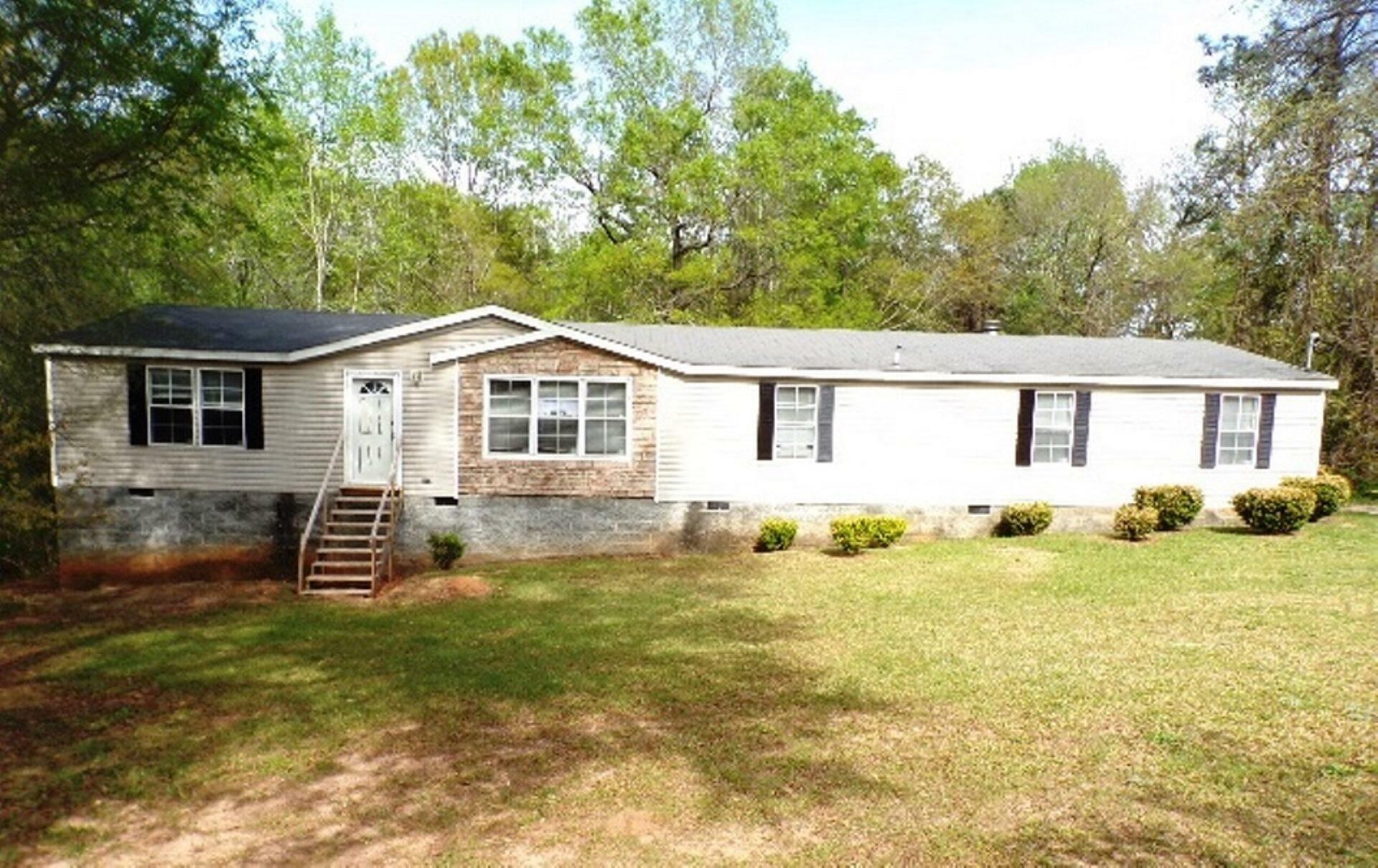 Property Photo:  2142 Ridgeview Drive  GA 30824 