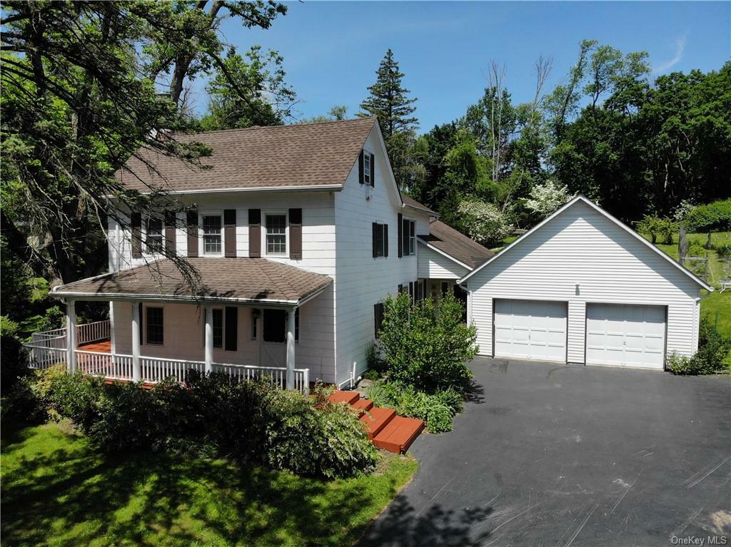 Property Photo:  124 Willow Tree Road  NY 10952 