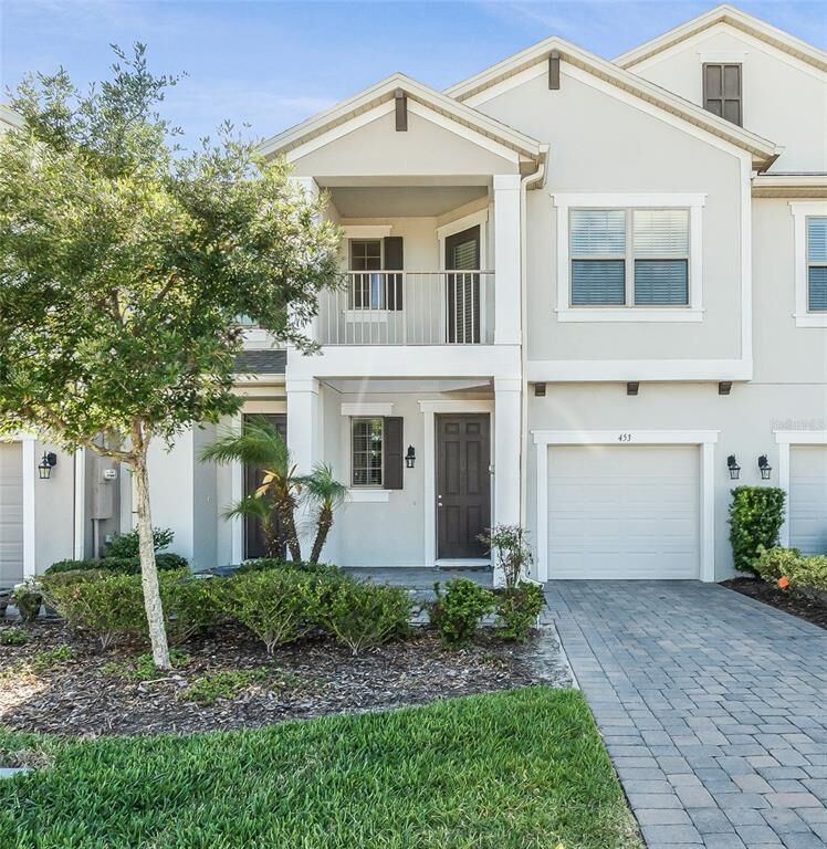 Property Photo: 453 Merry Brook Circle FL 32771