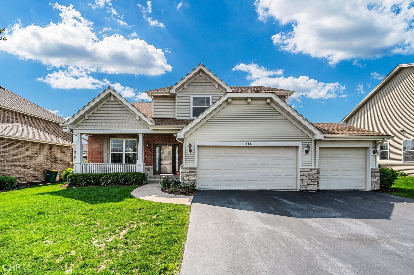Property Photo: 732 N Misty Ridge Drive IL 60446