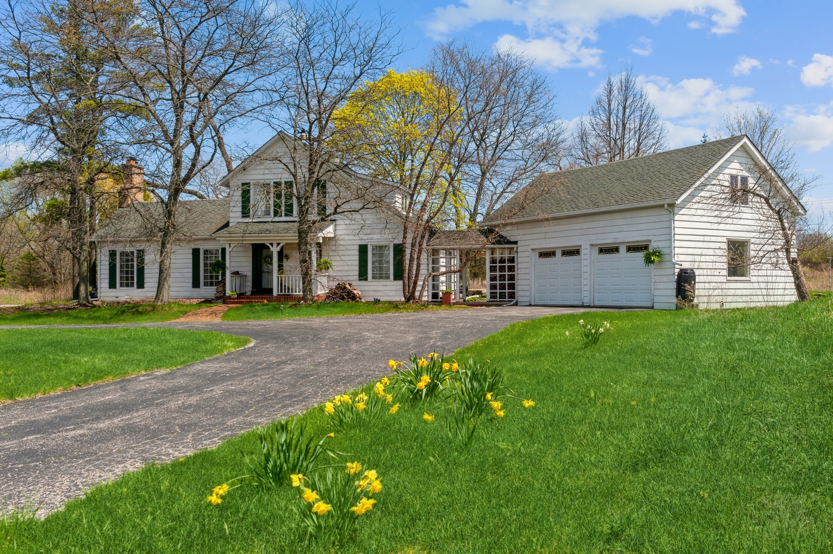 Property Photo:  27157 N Saint Marys Road  IL 60048 