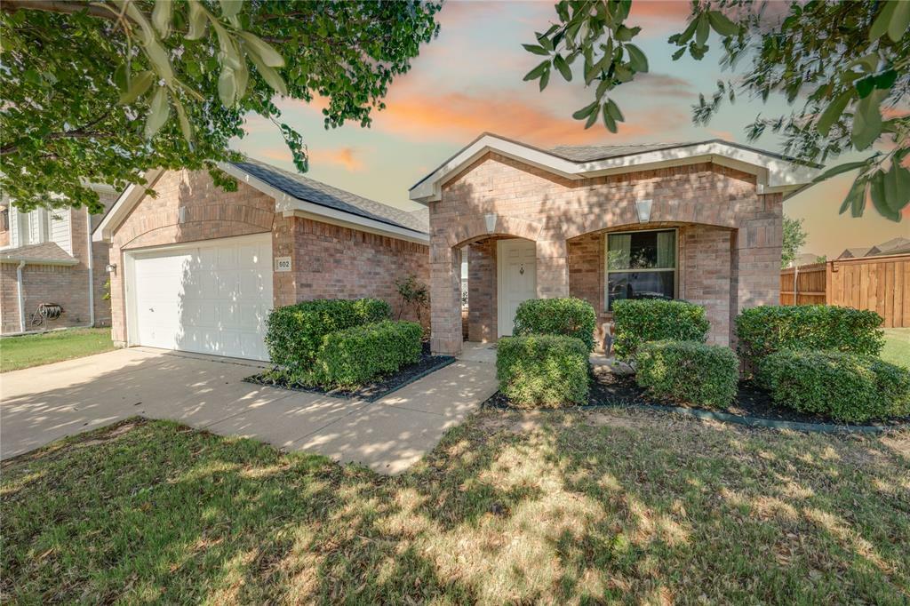 Property Photo:  502 Angela Lane  TX 76039 