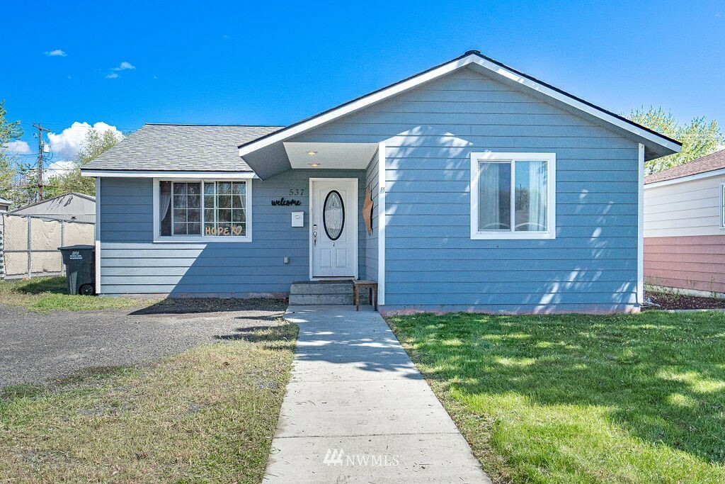 537 N Central Drive  Moses Lake WA 98837 photo