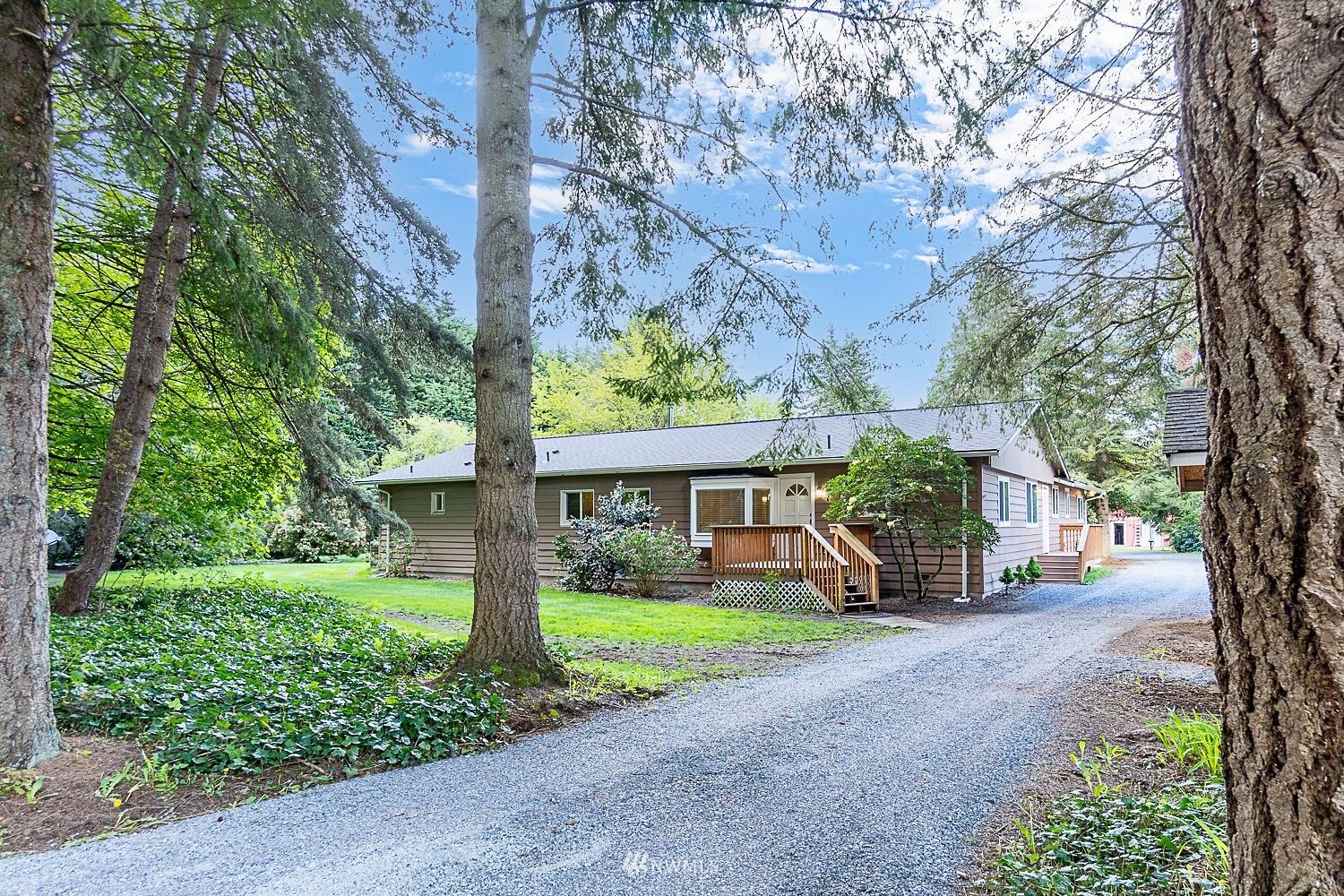Property Photo: 24423 19th Avenue NE WA 98223
