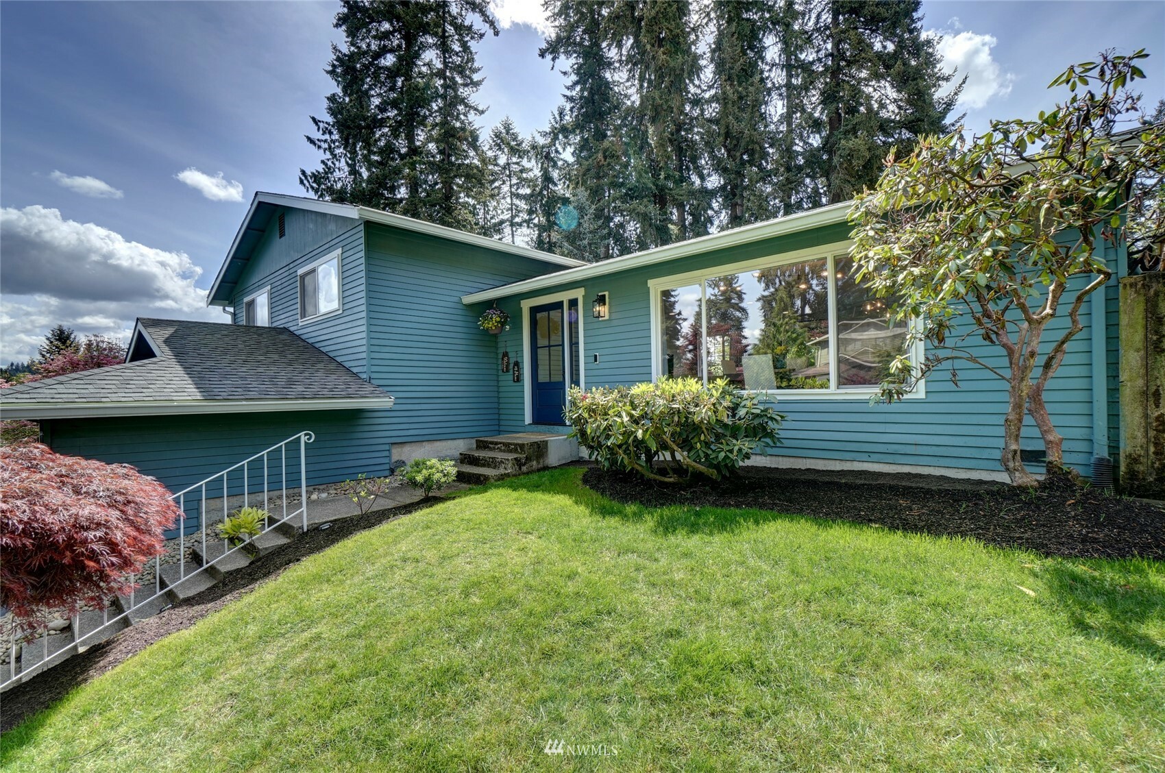Property Photo: 1210 204 Place SE WA 98012
