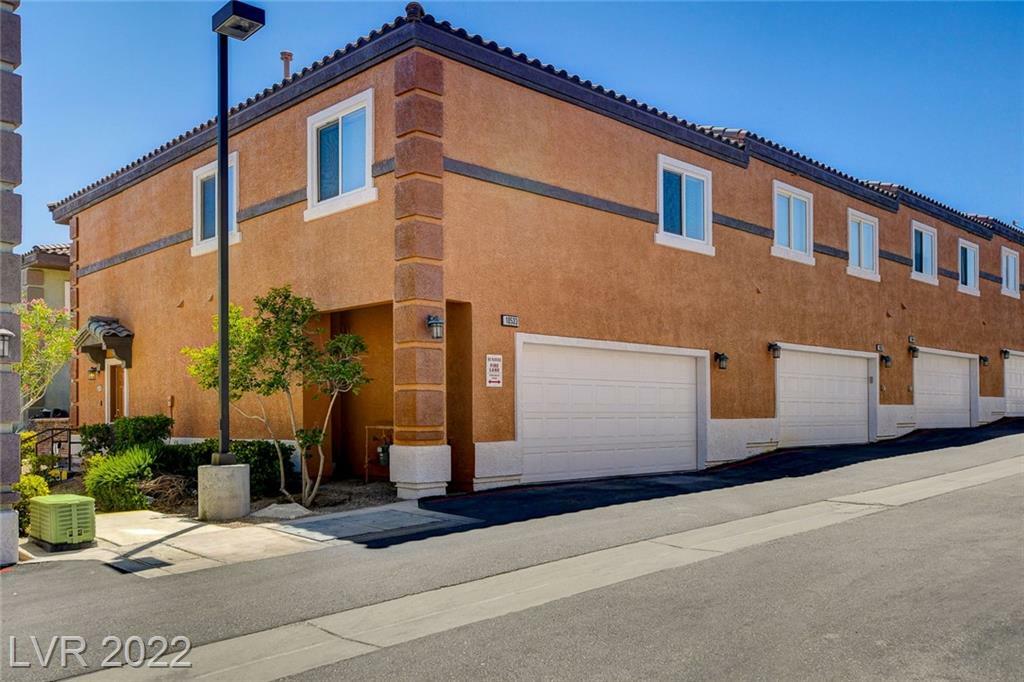 Property Photo:  10533 Gold Shadow Avenue  NV 89129 