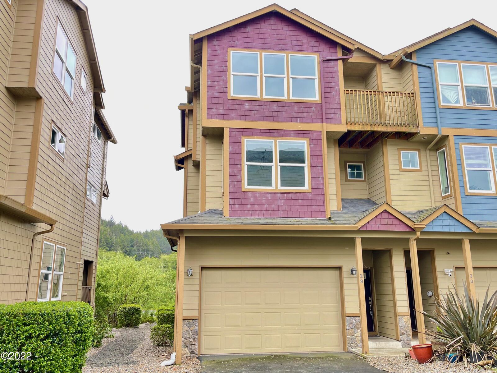 Property Photo: 475 SE 35th Street F-29 OR 97365