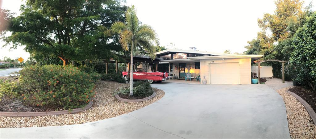 Property Photo: 308 Bayshore Drive FL 34285
