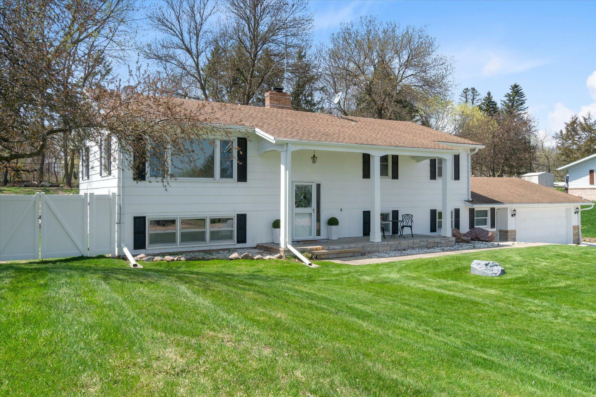 Property Photo: 33366 Sibley Heights Lane MN 56058
