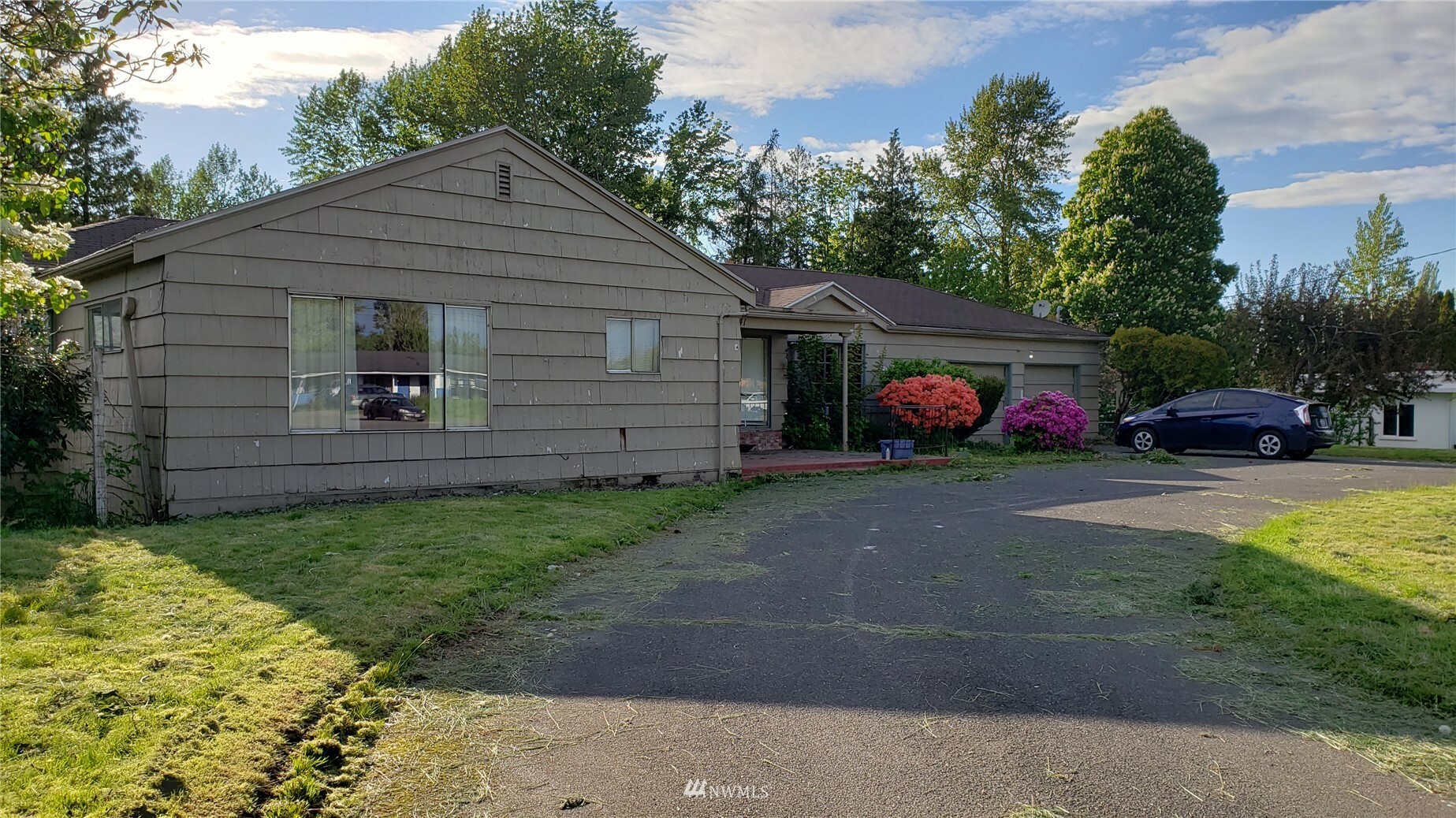 Property Photo:  5041 Guide Meridian  WA 98226 